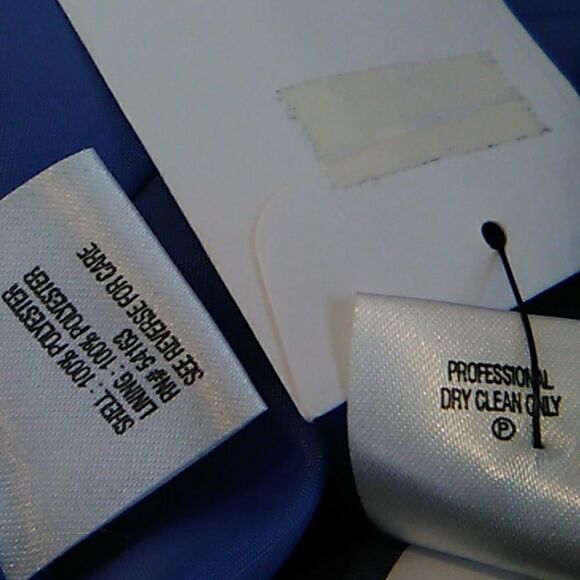 Calvin Klein NEW Two Piece Suit - Picture 15 of 16